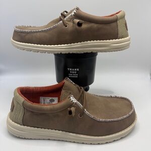 Hey Dude Wally Fabricated Leather Tan Mens Size 10 Casual Comfort Shoes